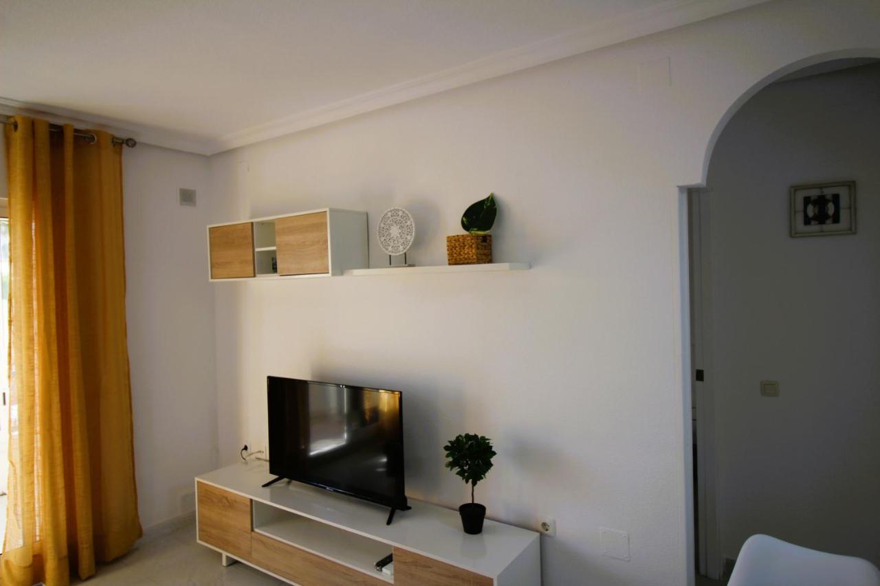 Apartamento Con Piscina En Urbanizacion Parquemar, La Mata, Torrevieja Aq-153 La Mata (Torrevieja) Exterior foto