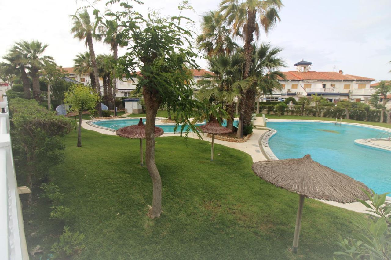Apartamento Con Piscina En Urbanizacion Parquemar, La Mata, Torrevieja Aq-153 La Mata (Torrevieja) Exterior foto